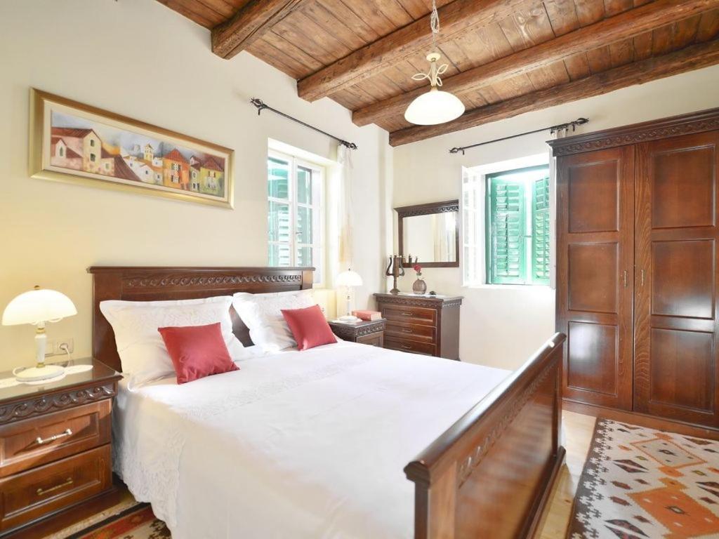 Villa Omis Luaran gambar