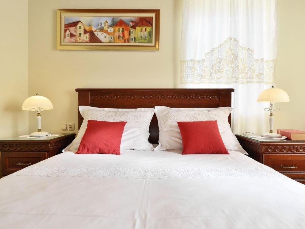 Villa Omis Luaran gambar