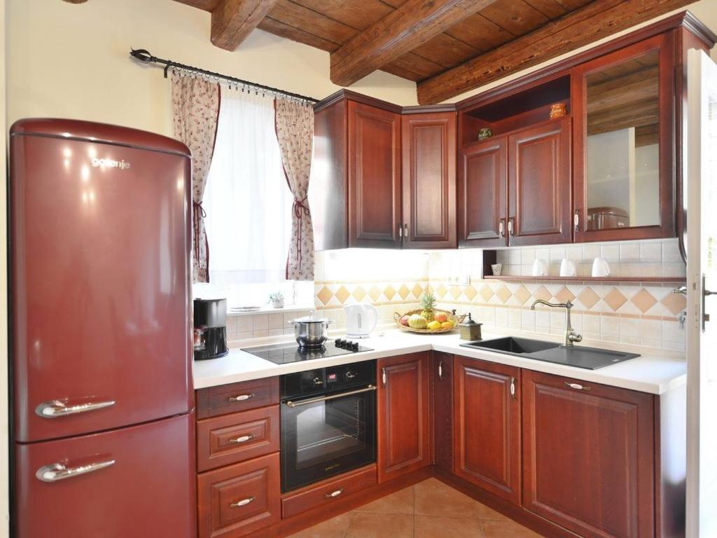 Villa Omis Luaran gambar